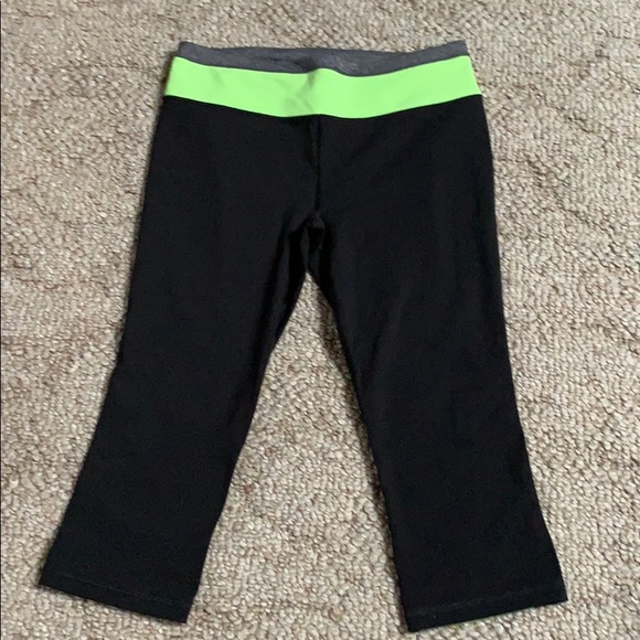 Victoria’s Secret VSX Workout Pants - Picture 2 of 6